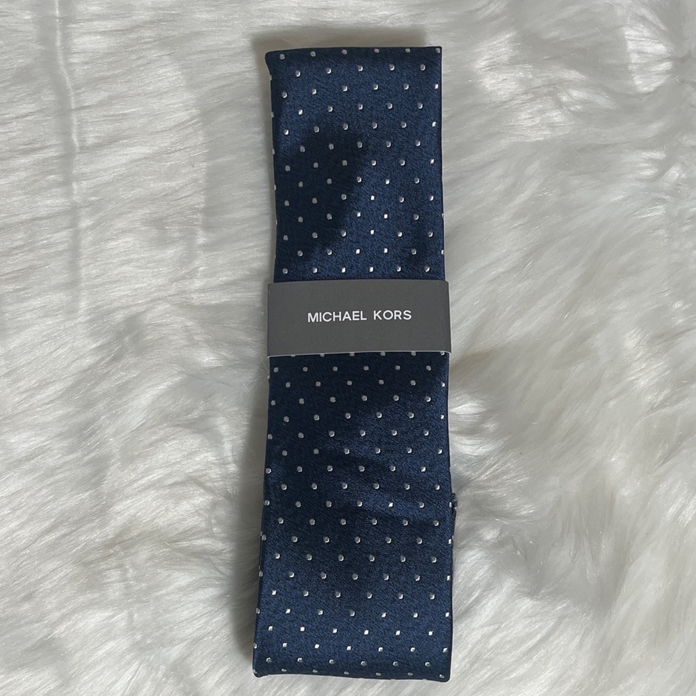 NWT Michael Kors Dark Blue Tie with Dots